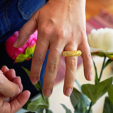 Anillo Dorado Acupresión para el estrés